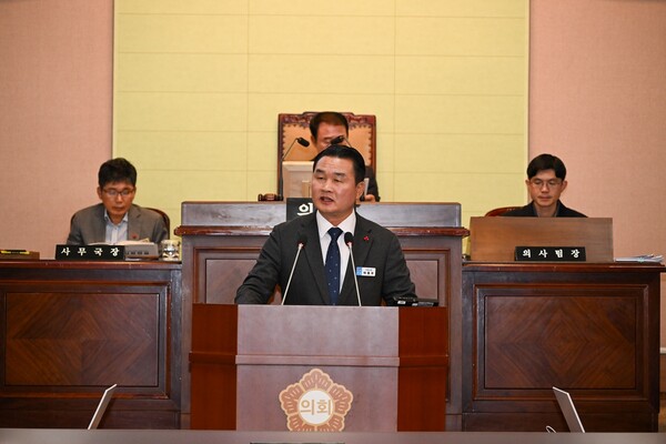 박종우 거제시장은 1일 개최된 제243회 거제시의회 제2차 정례회에서 시정연설을 통해 내년도 시정 운영방향을 밝혔다. 사진제공=거제시